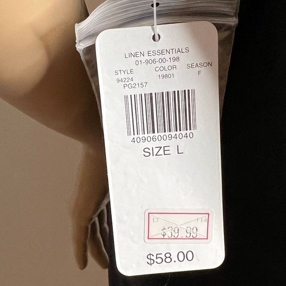 Kate Hill Button Down Sleeveless Top - Picture 5 of 5